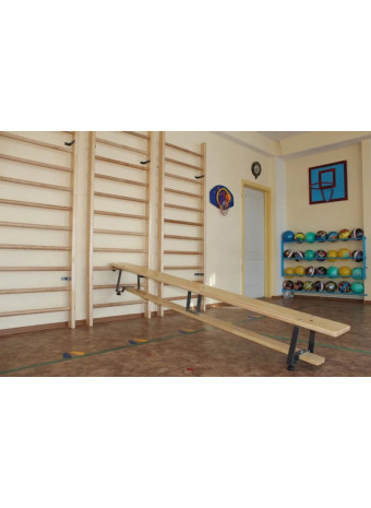 Шведская стенка и гимнастическая скамья: идеальный дуэт